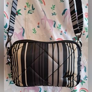 NWOT Lug Coupe Black & White Stripe Casual Everyday Convertible Bum Bag Purse